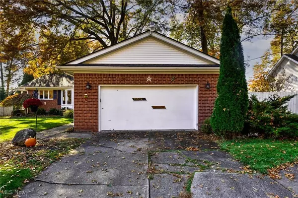 83 Southwoods AVE, Boardman, OH 44512