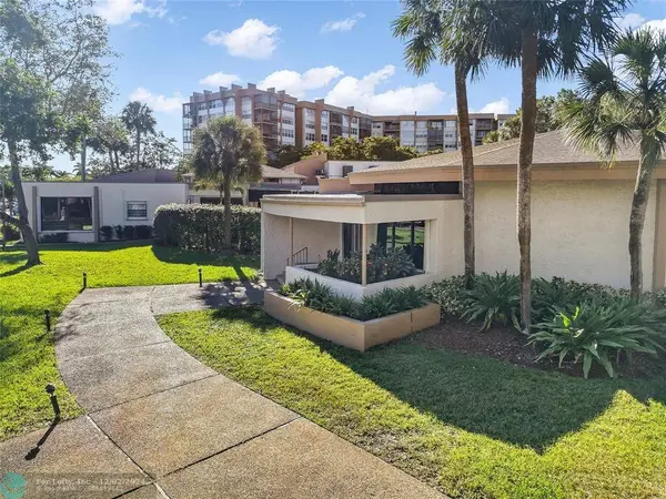 1200 Saint Charles Pl  #721, Pembroke Pines, FL 33026