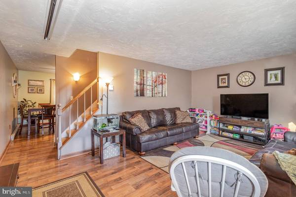 69 ASHFORD DR, Enola, PA 17025