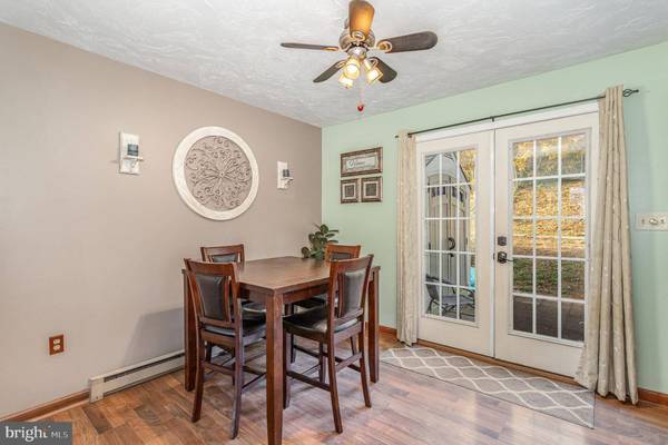 69 ASHFORD DR, Enola, PA 17025