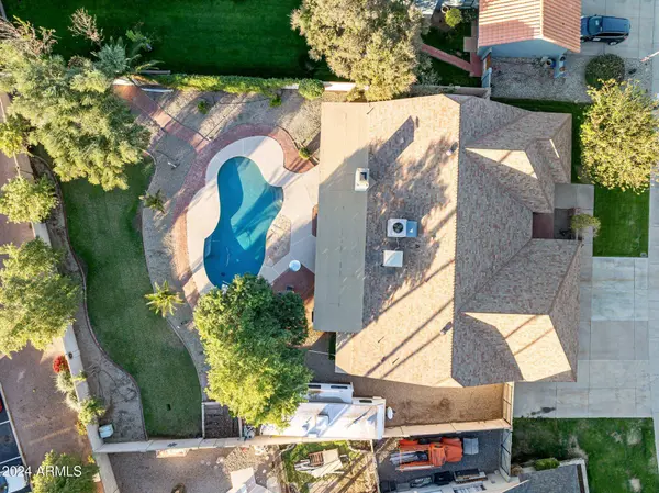 12016 N 65TH Avenue, Glendale, AZ 85304