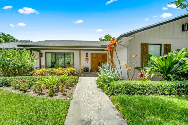 8445 Damascus DR, Palm Beach Gardens, FL 33418