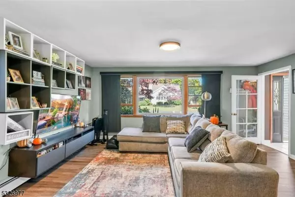 1 Shore Rd, Wayne Twp., NJ 07470