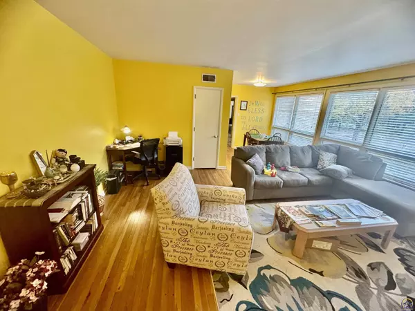 1301 SW Fillmore ST #Unit 27, Topeka, KS 66604