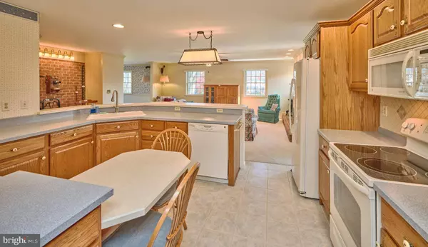 53 MILLSTONE DR, Palmyra, PA 17078