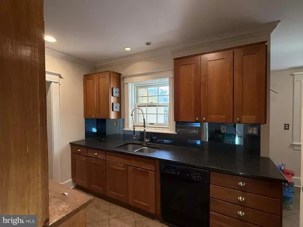 4300 ROLAND AVE #301, Baltimore, MD 21210