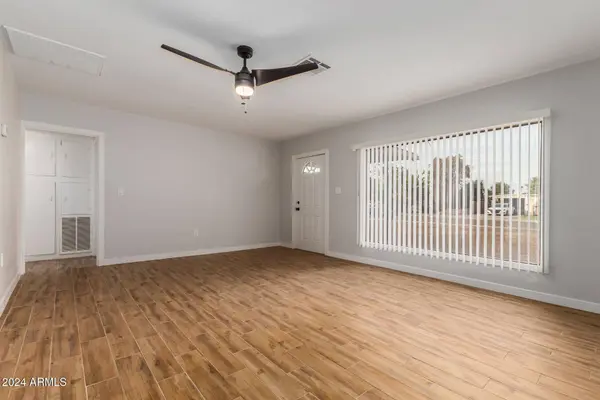 1825 W ROMA Avenue, Phoenix, AZ 85015