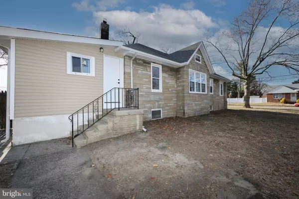 6502 BROWNING RD, Pennsauken, NJ 08109