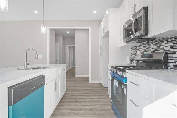 521 Bentley, Mcdonough, GA 30253