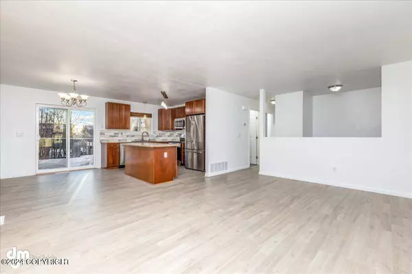 500 W 88th AVE, Anchorage, AK 99515