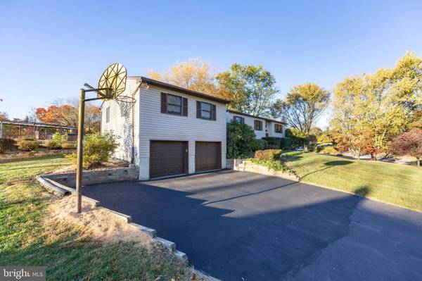 40 GLENVIEW DR, Glenmoore, PA 19343