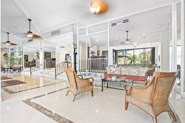 5600 N Flagler DR 305, West Palm Beach, FL 33407