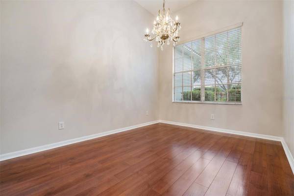 2619 ABBEY GROVE DR, Valrico, FL 33594