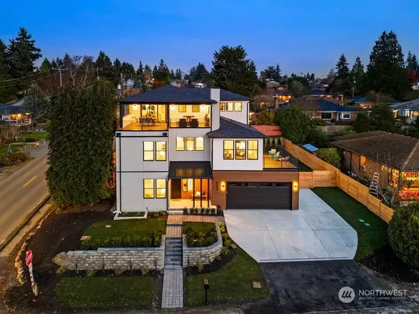 9520 18th PL NW, Seattle, WA 98117