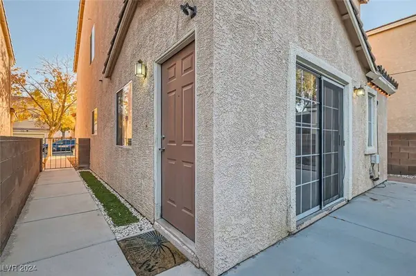 5481 Overland Express Street, Las Vegas, NV 89118