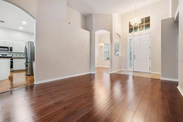 2619 ABBEY GROVE DR, Valrico, FL 33594