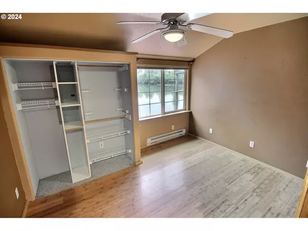 4911 NW 122ND ST ##64, Vancouver, WA 98685