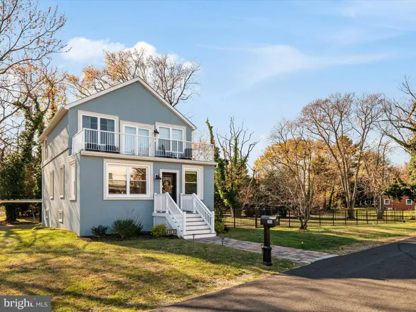 2183 LAKE DR, Pasadena, MD 21122