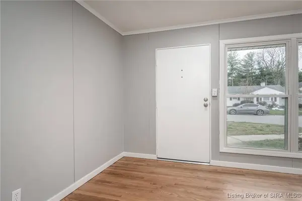 1515 Ellwanger AVE, Jeffersonville, IN 47130