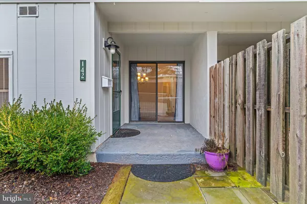 142 SUMMIT HOUSE, West Chester, PA 19382