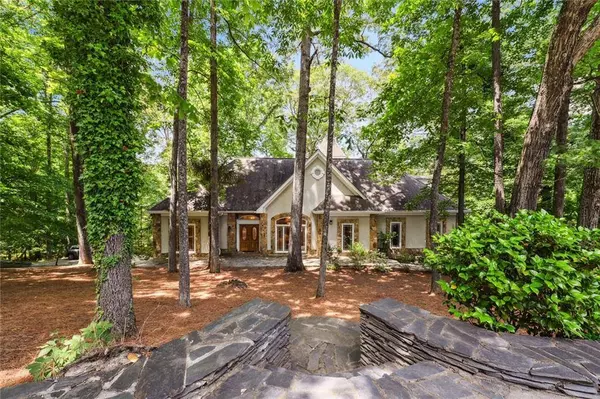 1539 Silver Hill CT, Stone Mountain, GA 30087