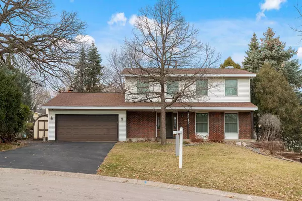 8616 Darnel RD, Eden Prairie, MN 55344