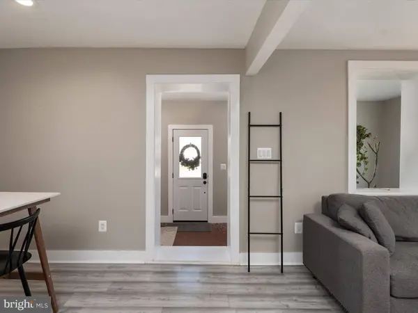 2183 LAKE DR, Pasadena, MD 21122