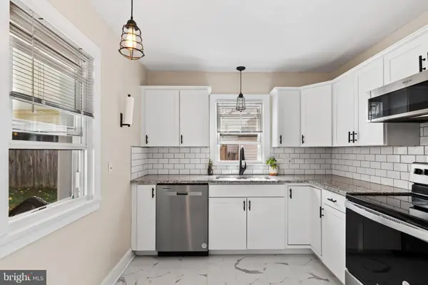 202 HALDEMAN AVE, New Cumberland, PA 17070