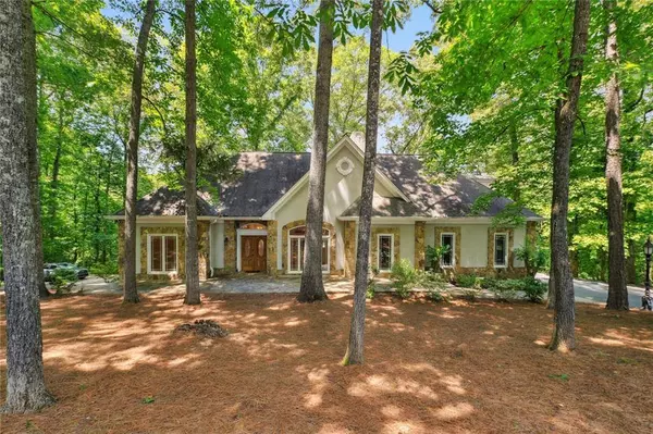 1539 Silver Hill CT, Stone Mountain, GA 30087