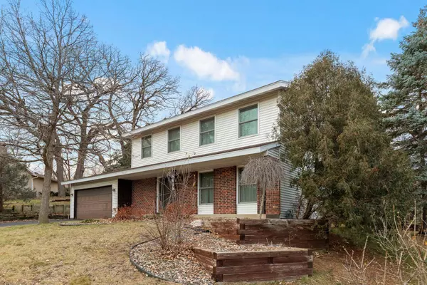 8616 Darnel RD, Eden Prairie, MN 55344