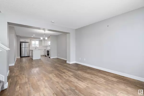 206 ALLARD WY, Fort Saskatchewan, AB T8L 4E8