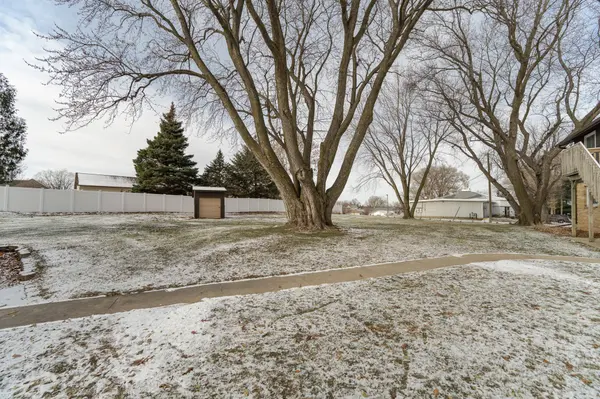 921 2nd AVE NW, Byron, MN 55920