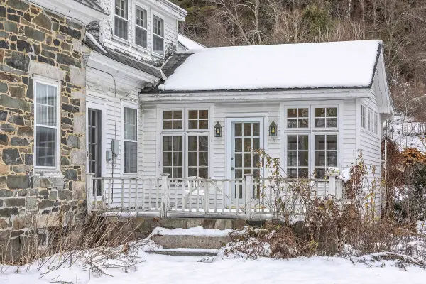 196 North ST, Chester, VT 05143