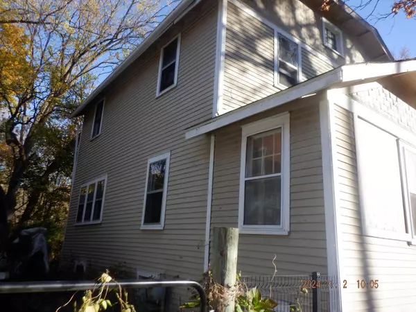 124 W Maple Street, Kalamazoo, MI 49001