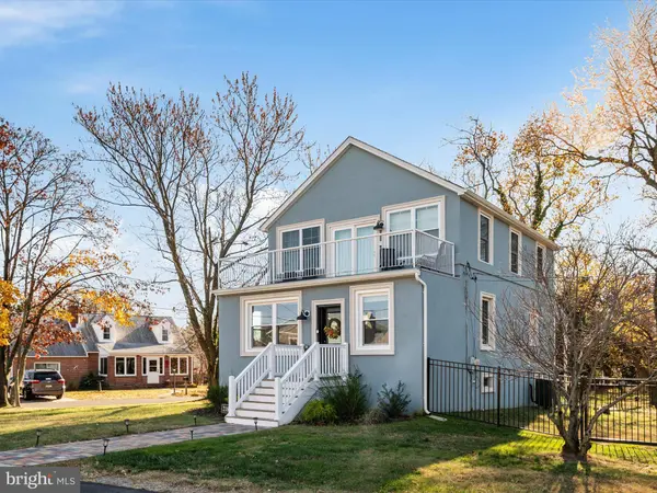 2183 LAKE DR, Pasadena, MD 21122