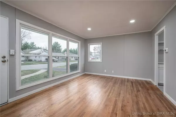 1515 Ellwanger AVE, Jeffersonville, IN 47130