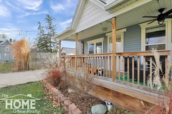 711 N Ottawa Street, Saint Johns, MI 48879