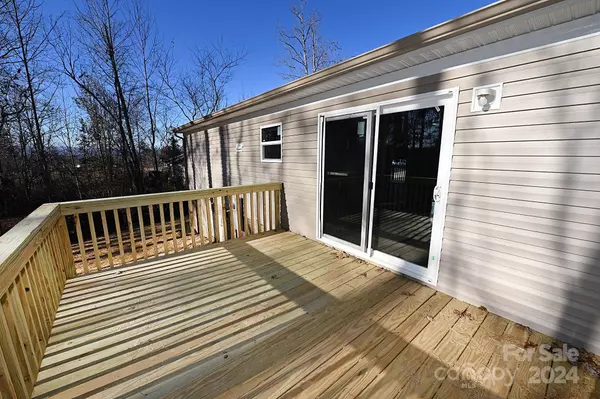 3789 Sagebrush DR, Lenoir, NC 28645