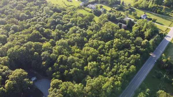 12605 104th Avenue, Grand Haven, MI 49417