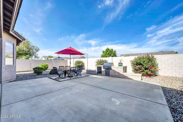 4514 W Paseo Way, Laveen, AZ 85339