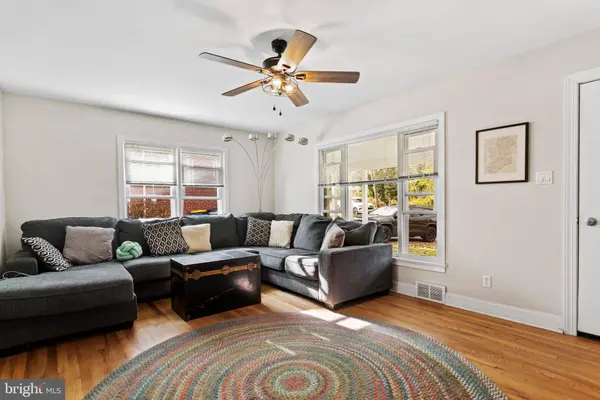 202 HALDEMAN AVE, New Cumberland, PA 17070