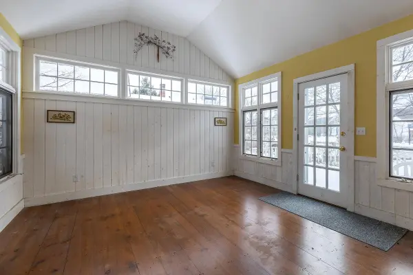 196 North ST, Chester, VT 05143