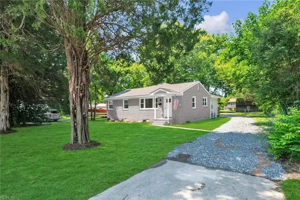 71 Beach RD, Hampton, VA 23664