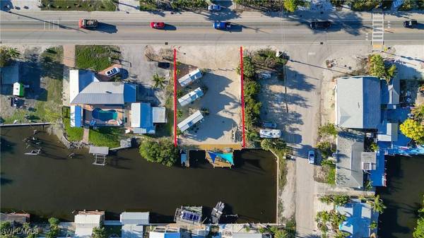 4661 Pine Island RD NW, Matlacha, FL 33993