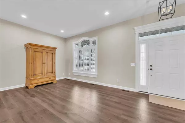 13040 Ridgeview DR, Platte City, MO 64079