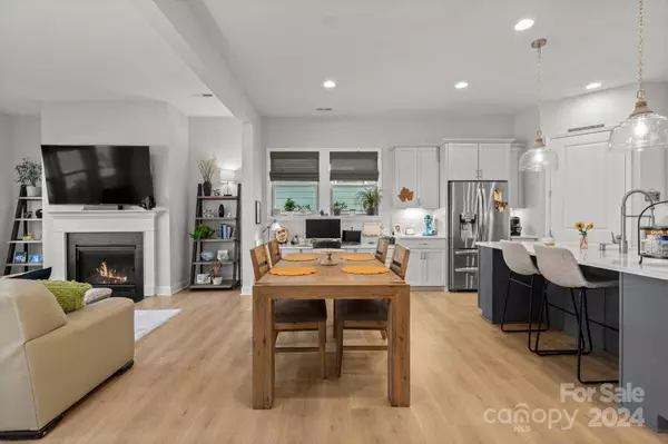 17134 Sand Bank RD, Charlotte, NC 28278