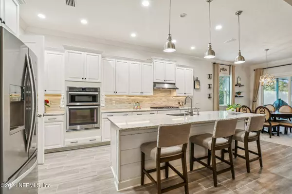 418 FRESHWATER DR, St Johns, FL 32259