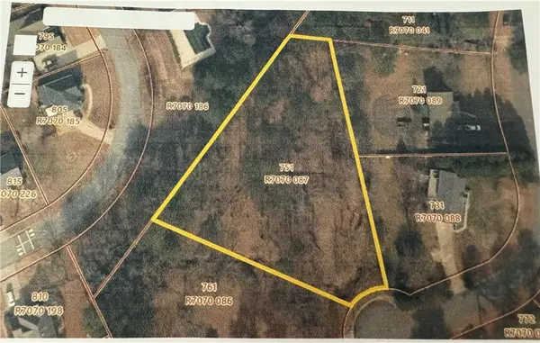 751 Brighton DR, Lawrenceville, GA 30043