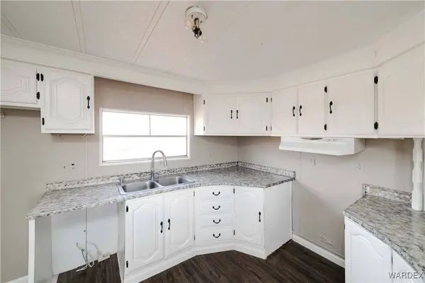 3467 N Lochiel RD, Golden Valley, AZ 86413