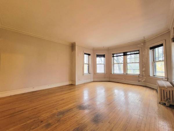 1613 W Farwell AVE #302, Chicago, IL 60626